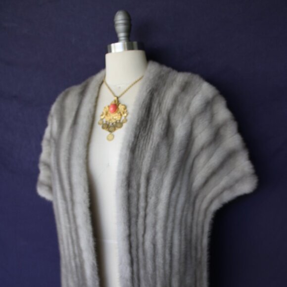 James Fong Fur Co.Vintage gray Mink fur stole wrap cape coat Jacket shawl - Picture 3 of 10
